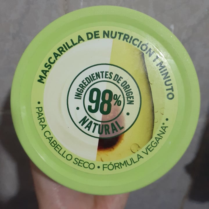 review photo of Garnier Mascarilla Hair Food Aguacate shared by @xmarisx on 24 Apr 2022 - review