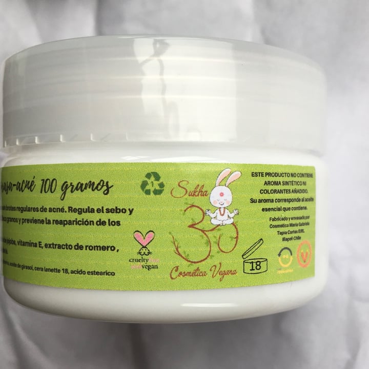 review photo of Sukha cosmética Crema Piel Grasa shared by @lacatface on 25 Sep 2020 - review