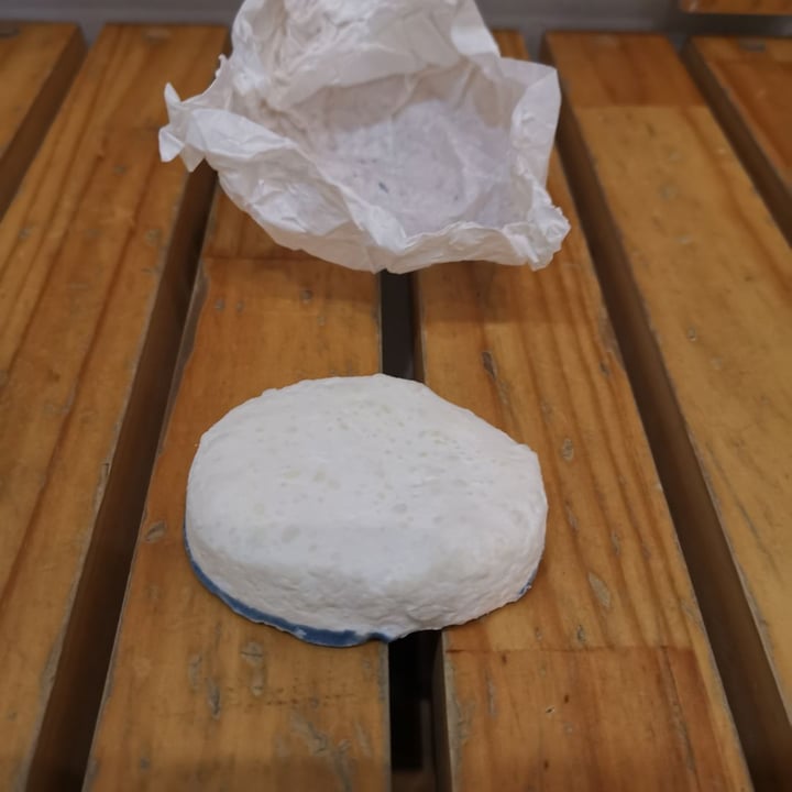 review photo of LUSH Fresh Handmade Cosmetics T'eo Desodorante sólido shared by @esbueno on 10 Mar 2020 - review