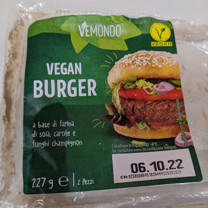 photo of Vemondo  Vegan Burger shared by @lelina on  03 Oct 2022 - review