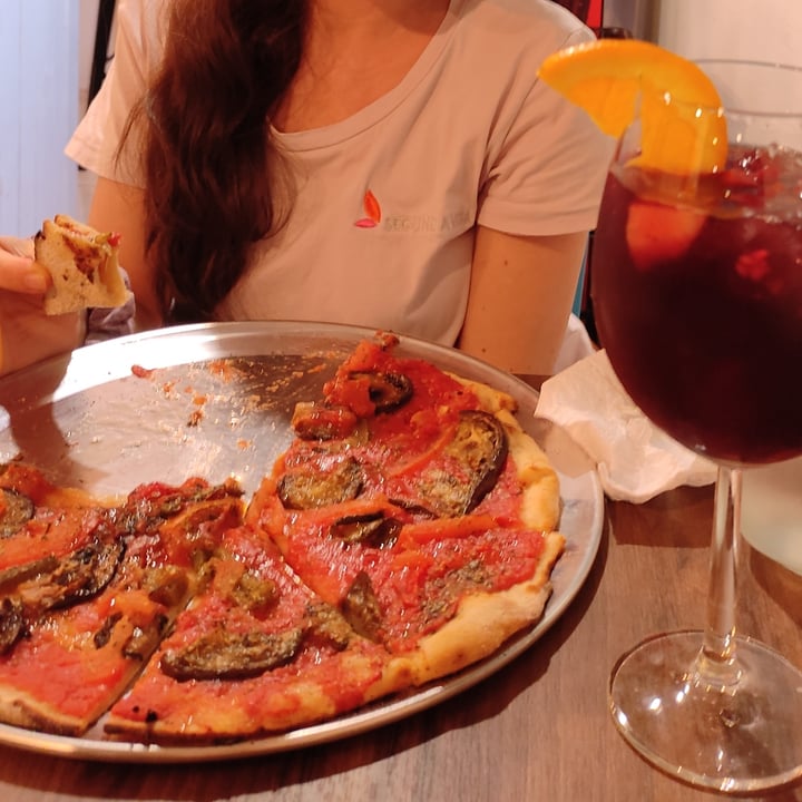 review photo of Fullbox / Endulcemos Bakery Café Pizza De Vegetales shared by @flaviawhites on 10 Oct 2022 - review