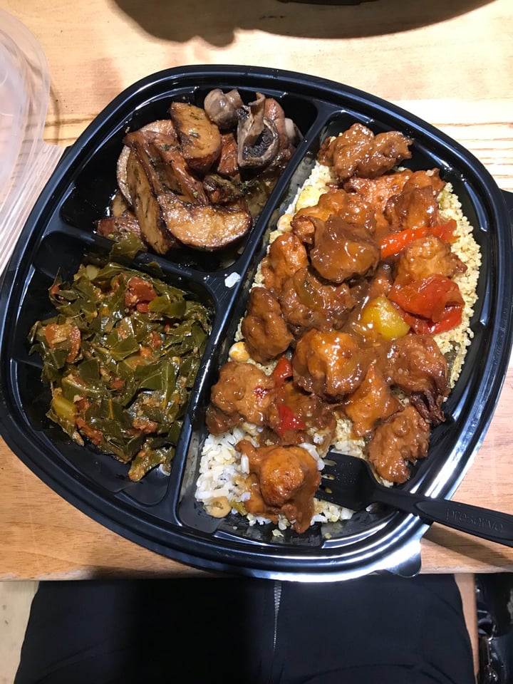 review photo of Whole Foods Market Hot and Cold Bar shared by @emilyanne on 06 Jan 2020 - review
