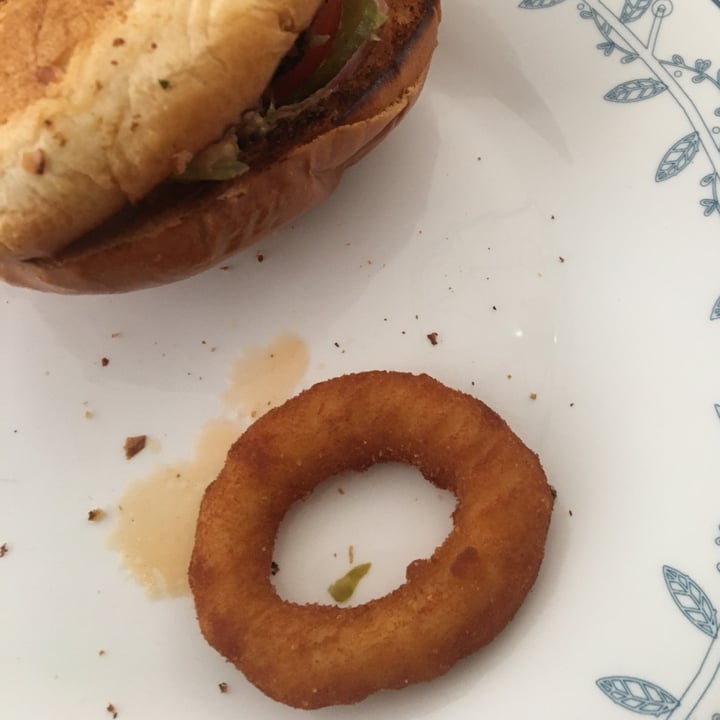 photo of Rainbow Onion Rings shared by @matimemes on  04 Oct 2021 - review