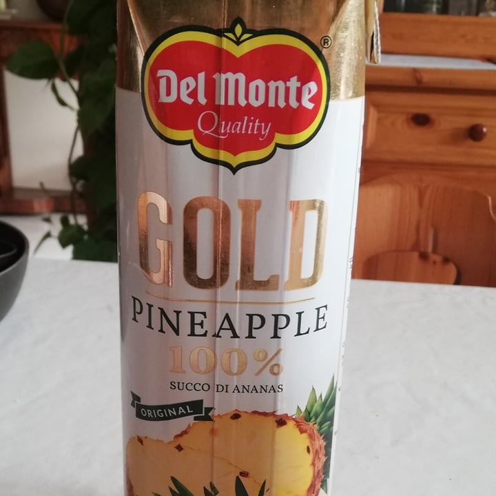 review photo of Del Monte gold pineapple juice shared by @chiaraperi on 29 Mar 2022 - review