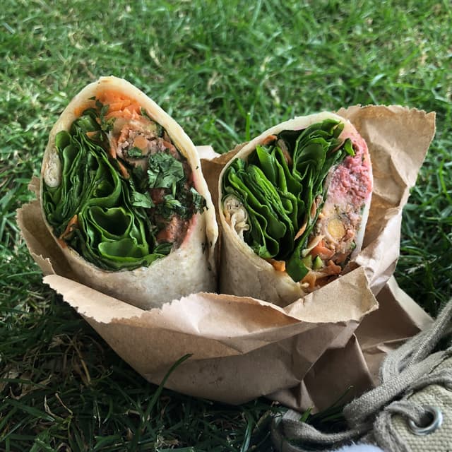 Photo of the dish “Falafel Rainbow Wrap”