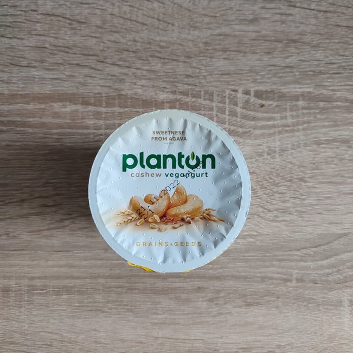 photo of Planton cashew vegangurt  grains & seeds shared by @szilvia on  12 Nov 2022 - review