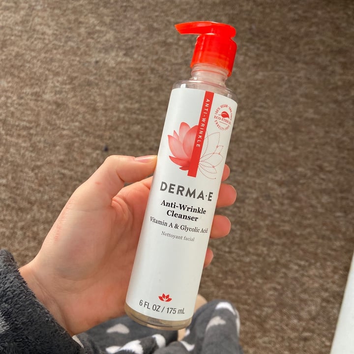 photo of Derma E Anti Wrinkle Cleanser shared by @jenvanreenen on  20 Jan 2021 - review