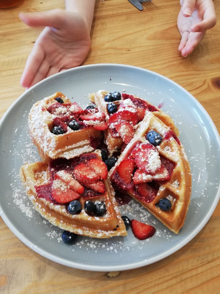 photo of Jessy's Waffles Camps Bay Queen Of Hearts Waffle shared by @simonel on  10 Jan 2020 - review