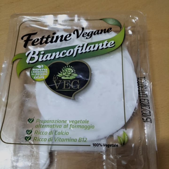 photo of ioVEG Fettine vegane bianco filante shared by @girvinia on  30 Sep 2022 - review