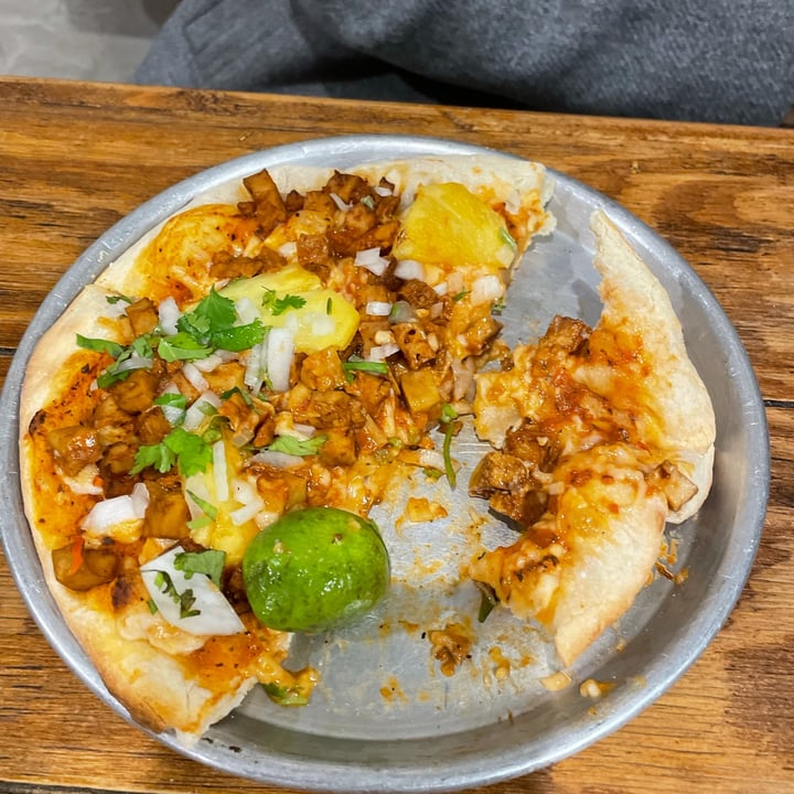 photo of Salvaxe Pizza Pastor shared by @veganads on  02 May 2022 - review