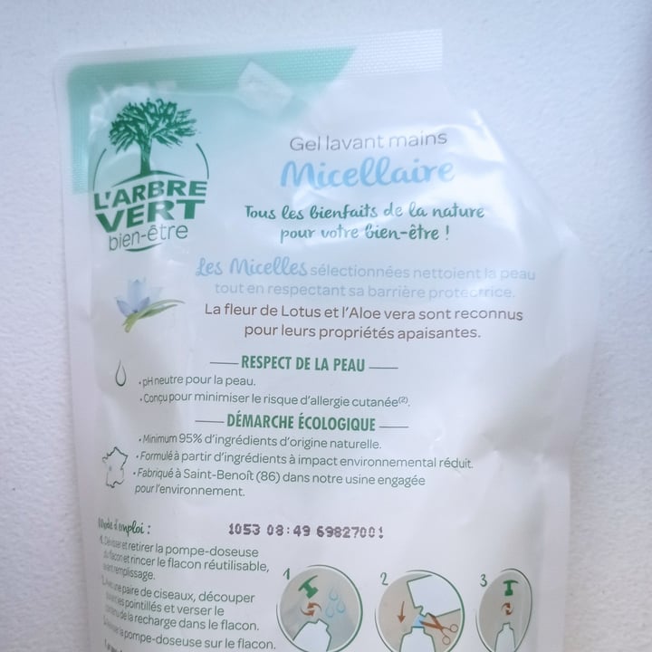 photo of L'Arbre Vert Gel lavant main micellaire fleur de lotus & aloé véra shared by @koyott on  27 Nov 2022 - review