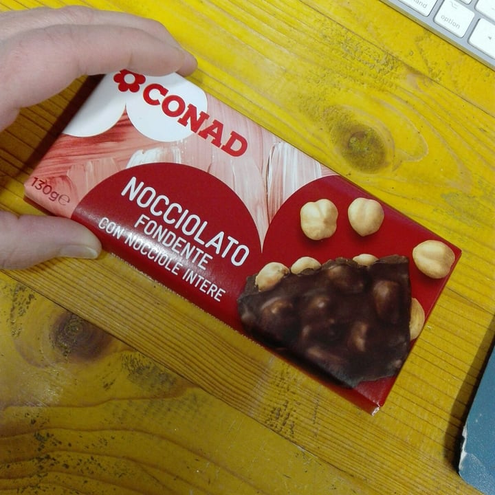 photo of Conad Cioccolato fondente con nocciole intere shared by @sughy on  14 Apr 2022 - review