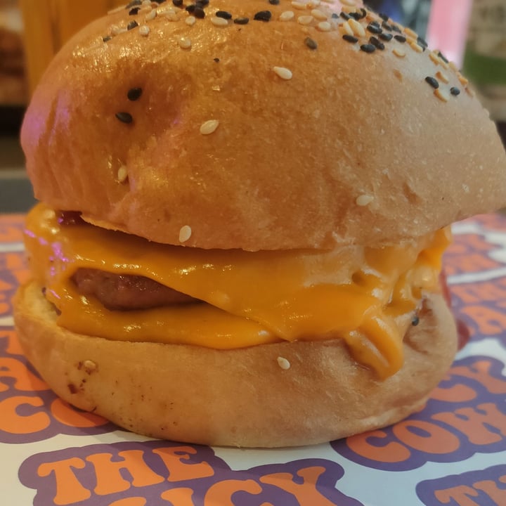 photo of The Saucy Cow Vegan Food Temple Bar the dzouble cheese shared by @nadioski on  03 Aug 2022 - review