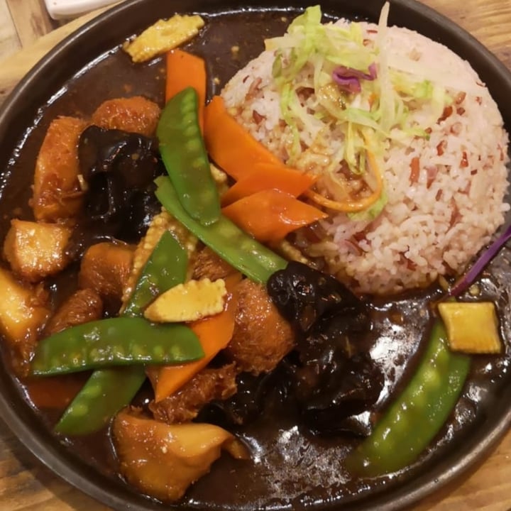 review photo of Nature Cafe Hot Plate Monkey Head Mushroom Rice Set shared by @evetyf on 31 Mar 2021 - review