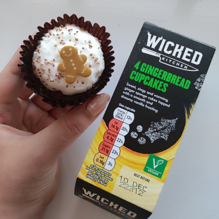 photo of Wicked 4 Gingerbread Cupcakes shared by @tiax on  07 Dec 2022 - review