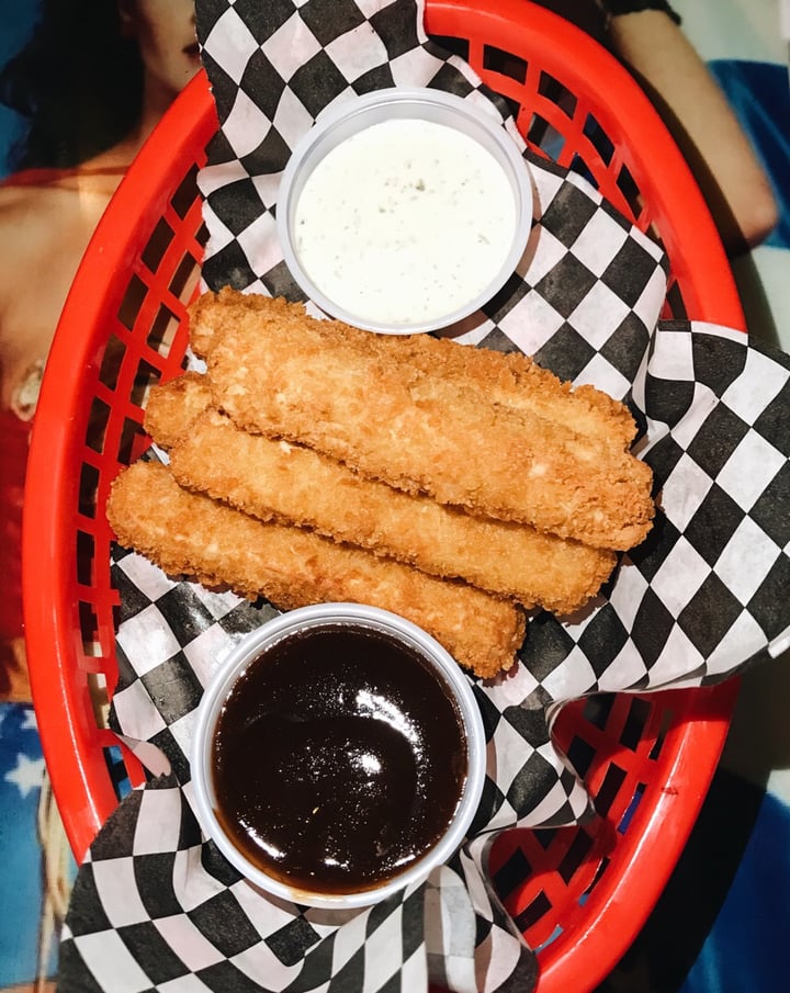 photo of Doomie's Home Cookin' Chicken Fingers shared by @kienna on  08 Dec 2018 - review