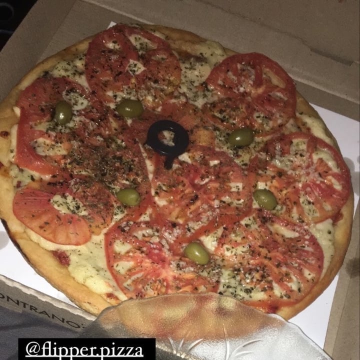 photo of Flipper Pizza Pizza Napolitana shared by @catalinabuffarini on  24 Sep 2021 - review