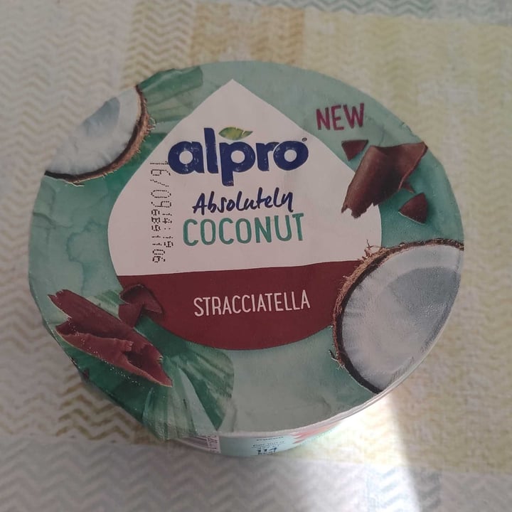 photo of Alpro Absolutely Coconut Stracciatella shared by @mericrist on  19 Aug 2022 - review