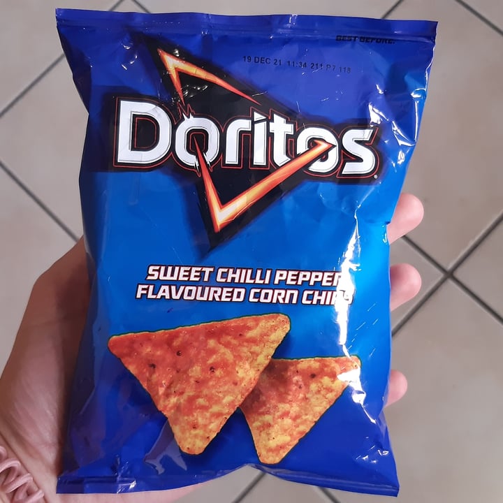 review photo of Doritos Sweet Chilli Pepper Flavoured Corn Chips shared by @lpandel on 16 Oct 2021 - review