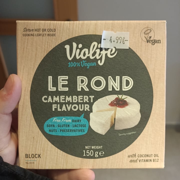 photo of Violife Le Rond Camembert flavour shared by @leenjuto on  04 Nov 2022 - review