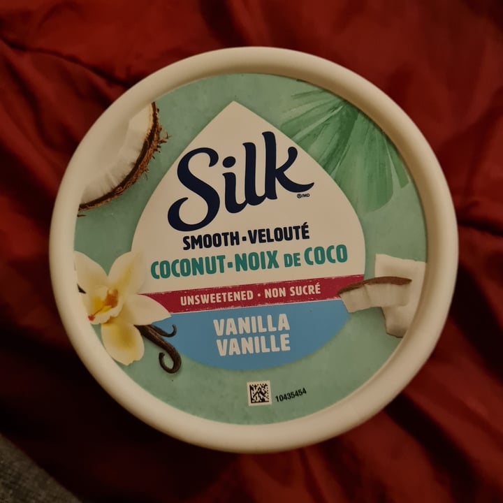 review photo of Silk Smooth coconut unsweetened vanilla yogurt shared by @zensscared on 03 Nov 2022 - review