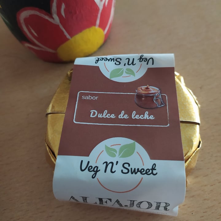 photo of Veg N' Sweet Alfajor De Dulce De Leche shared by @benin on  16 Apr 2021 - review