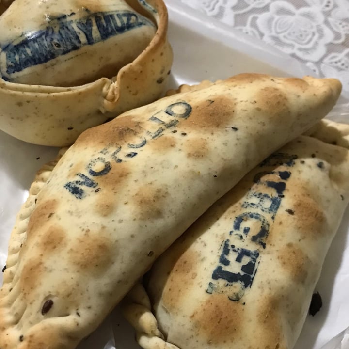 photo of Heaven (Delivery and Take-away) Empanadas shared by @vampirebaby on  10 Sep 2021 - review