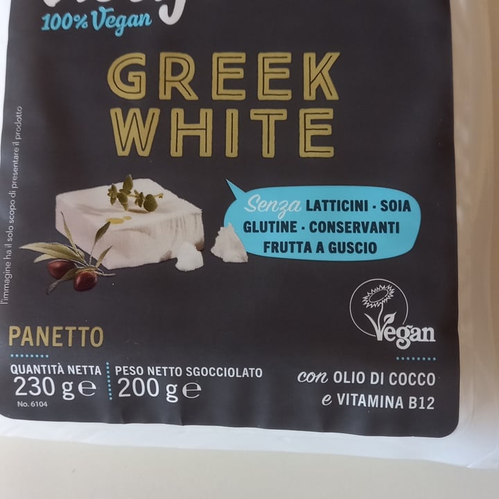 review photo of Violife panetto gusto originale shared by @silvi56 on 16 Jul 2022 - review