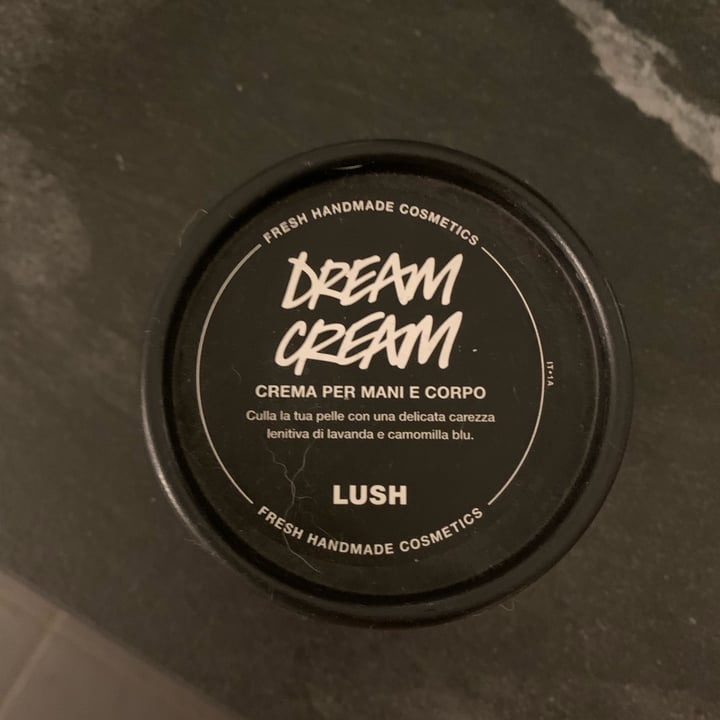photo of LUSH Fresh Handmade Cosmetics Dream Cream shared by @clover28 on  14 Mar 2022 - review
