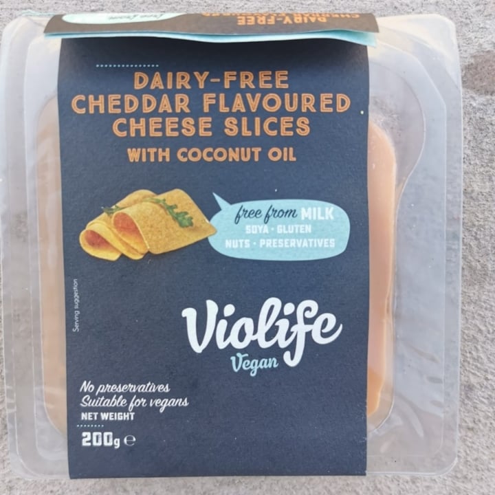 review photo of Violife Cheddar Slices shared by @kapina on 20 Feb 2022 - review