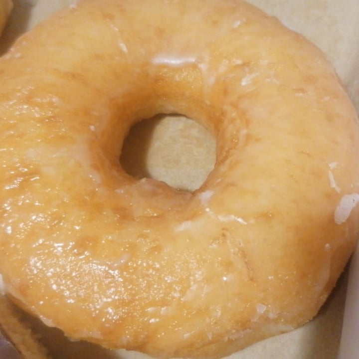 photo of VegAmazing Doughnuts Donut clásico shared by @ngn28 on  21 Oct 2021 - review