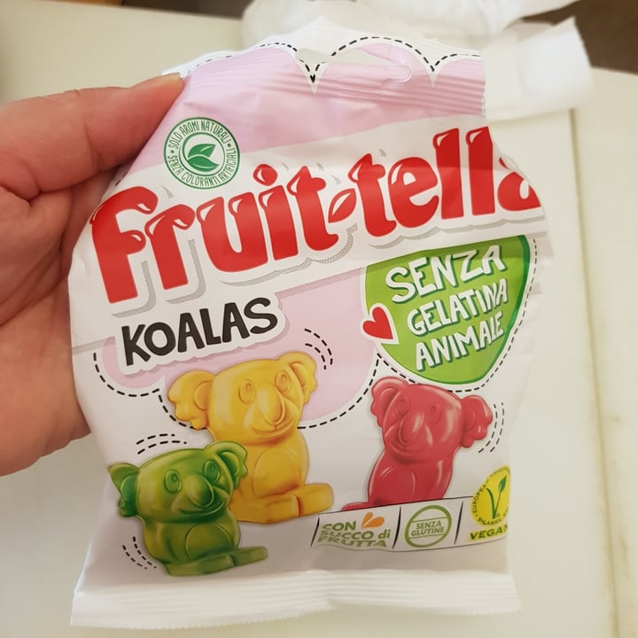 photo of Fruit-tella fruit gum sweets shared by @tinaguarracino on  01 Jun 2021 - review