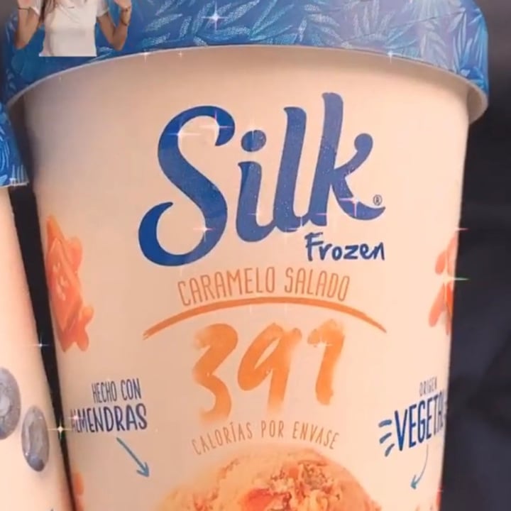 review photo of Silk Helado Silk Frozen Caramelo Salado shared by @anagabyveg on 23 Oct 2020 - review