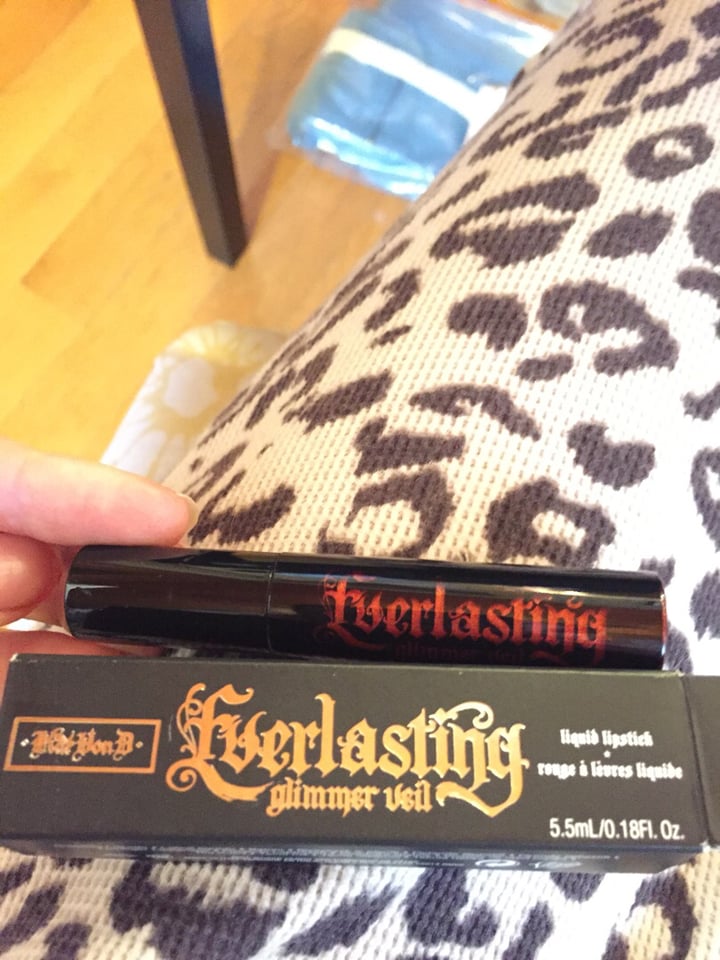 photo of KVD Beauty Everlasting Glimmer Veil - Rocker shared by @mallory17 on  24 Oct 2019 - review