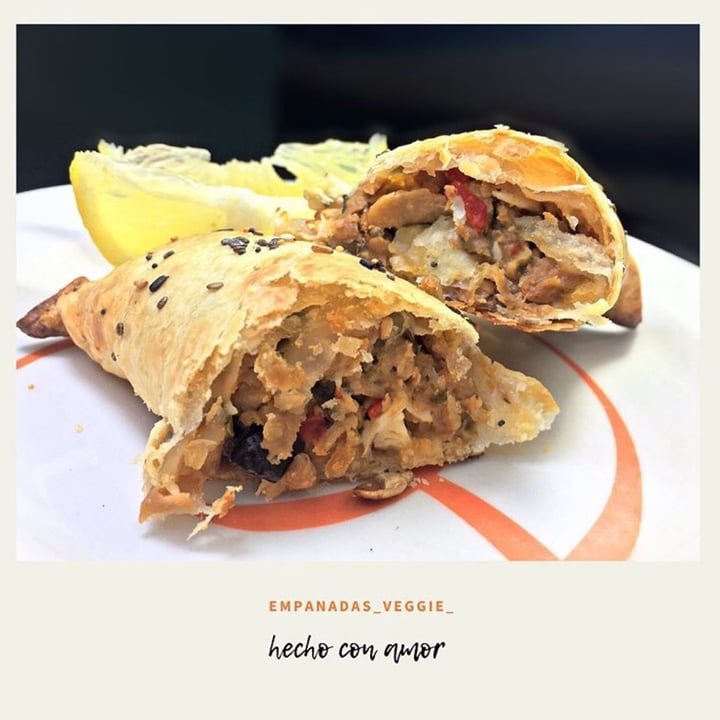 photo of Empanadas veggie Mix de Empanadas Veggies shared by @alinaa on  26 Jul 2020 - review