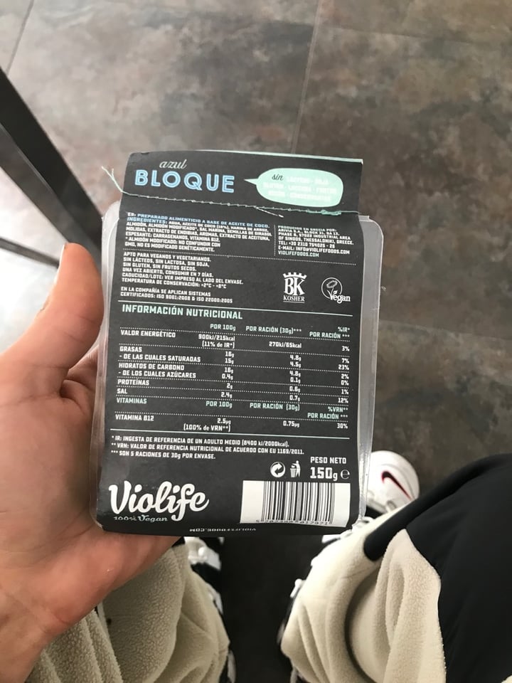 photo of Violife Bloque Queso Azul shared by @xyzthomson on  04 Dec 2019 - review