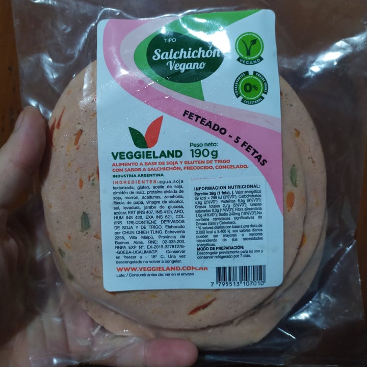 photo of Veggieland Salchichon Vegano shared by @heycharliebrown on  22 Feb 2021 - review