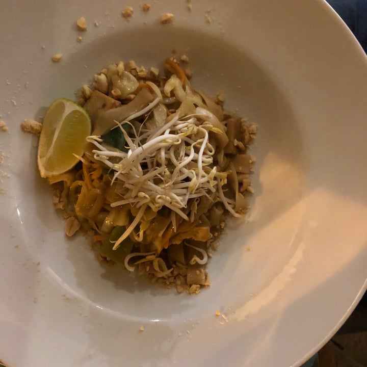 photo of Sementis Vegan Pad Thai shared by @elele on  26 May 2021 - review
