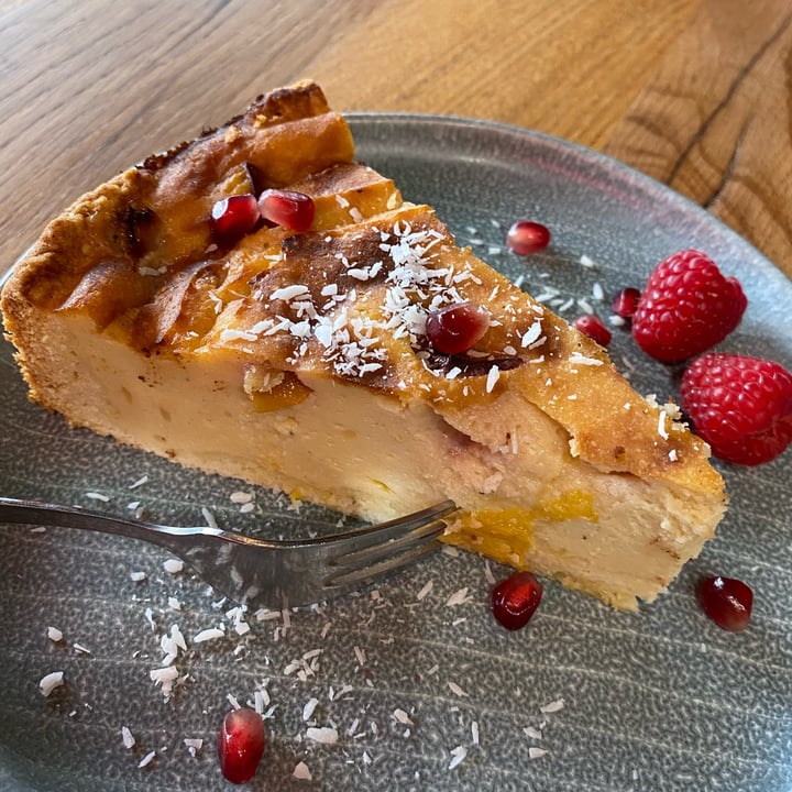 photo of SOUL - Vegan Coffee Bar peach cheesecake shared by @juliprisma on  27 Jul 2022 - review
