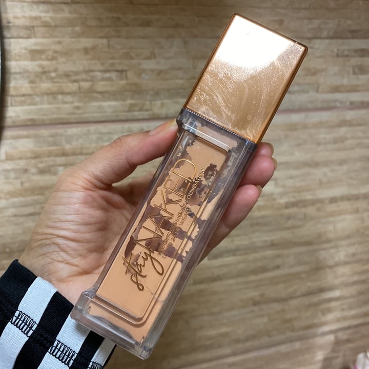 photo of Urban Decay Stay Naked Weightless Liquid Foundation shared by @sonrie on  16 Mar 2021 - review
