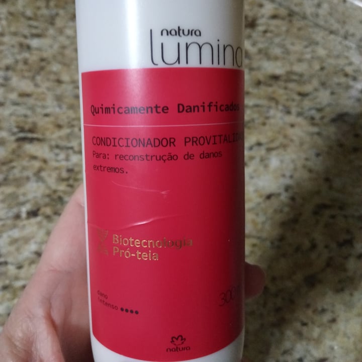 review photo of Natura condicionador Lumina para cabelos quimicamente danificados shared by @zuleicagadotti on 08 May 2022 - review