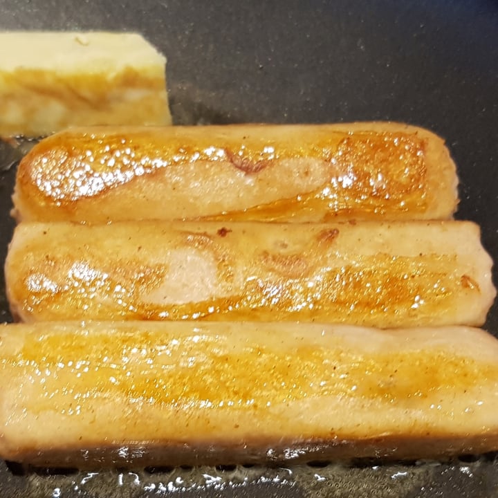 photo of Marks & Spencer Food (M&S) Plant Kitchen 6 Bangers shared by @vegan-paul on  26 Mar 2022 - review