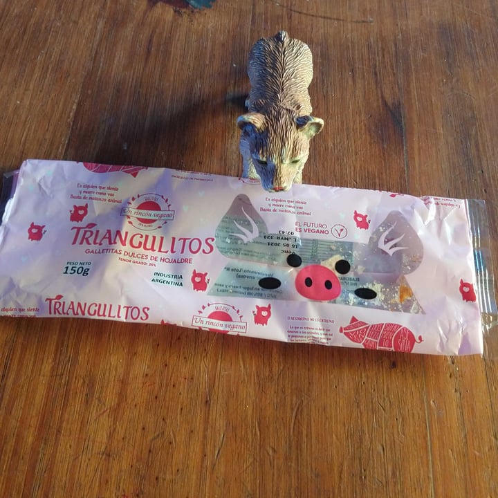 review photo of Un Rincón Vegano Triángulitos De Hojaldre shared by @almavegana1 on 27 Mar 2021 - review