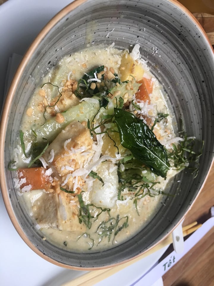photo of Têt Taberna Vietnamita Curry Verde shared by @caidadematerium on  11 Oct 2019 - review