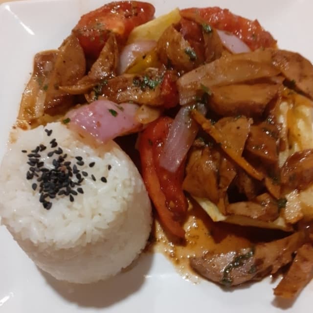 Foto do prato “Lomo Saltado”