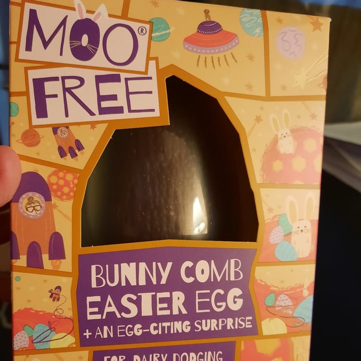 review photo of Moo Free Easter Bunycomb egg shared by @essythevegan on 27 Jan 2021 - review