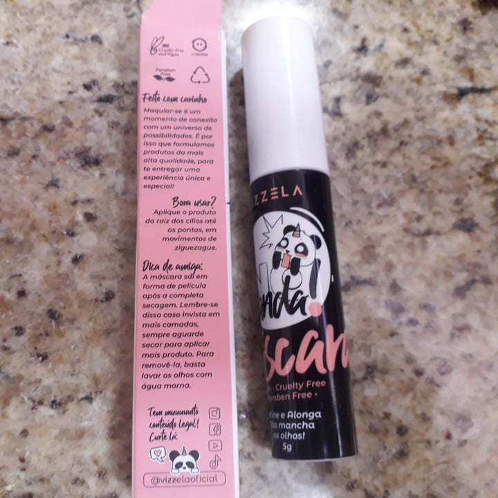 photo of Vizzela Cosméticos Máscara de cílios No Panda shared by @samimogs on  13 Nov 2022 - review