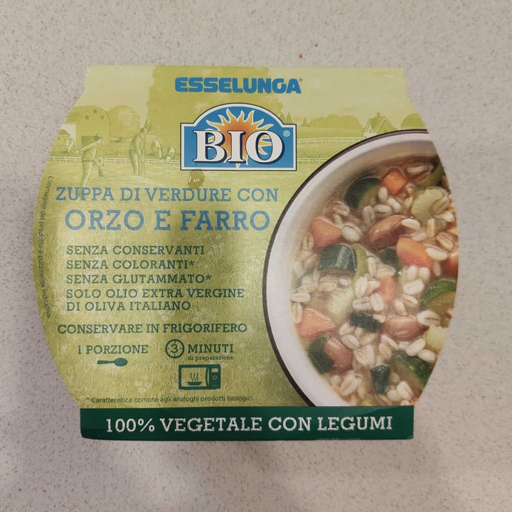 review photo of Esselunga Bio Zuppa di verdure con orzo e farro shared by @elena93 on 22 Aug 2022 - review