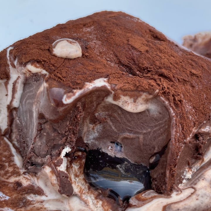 review photo of Bar Gelateria Del Centro Tarufo Vegano shared by @hwi-noree on 11 Oct 2022 - review