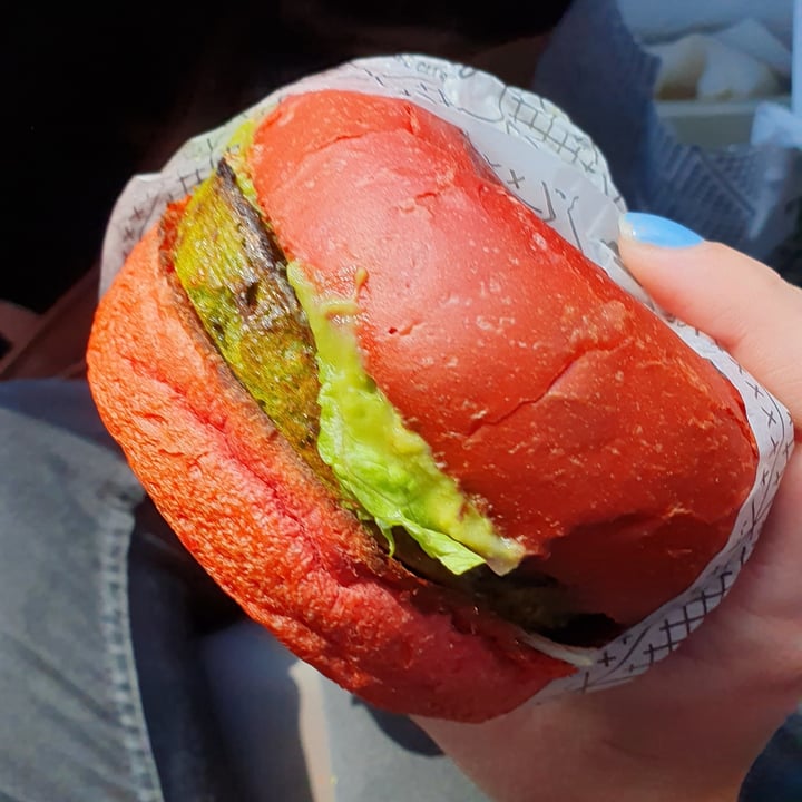 photo of Tostado Cafe Club Hippie Burguer shared by @ludi2000 on  30 Nov 2020 - review